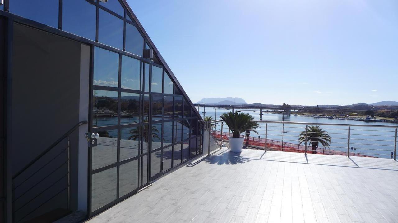 La Promenade Rooms & Suites Olbia Esterno foto